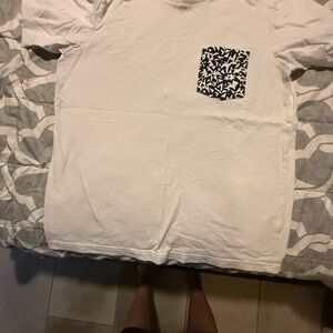 Uniqlo White T-Shirt with Black Collar Detail